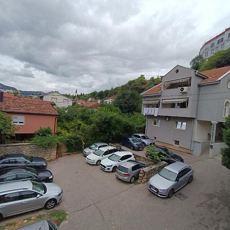 Guesthouse Hortenzija โมสตาร์ ภายนอก รูปภาพ