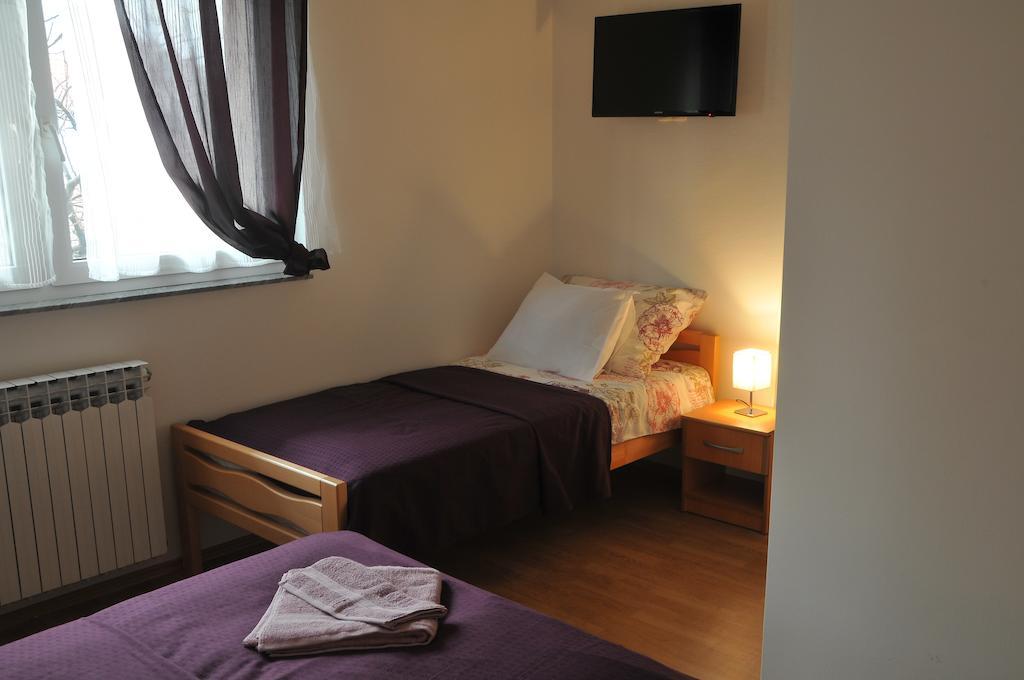 Guesthouse Hortenzija โมสตาร์ ห้อง รูปภาพ