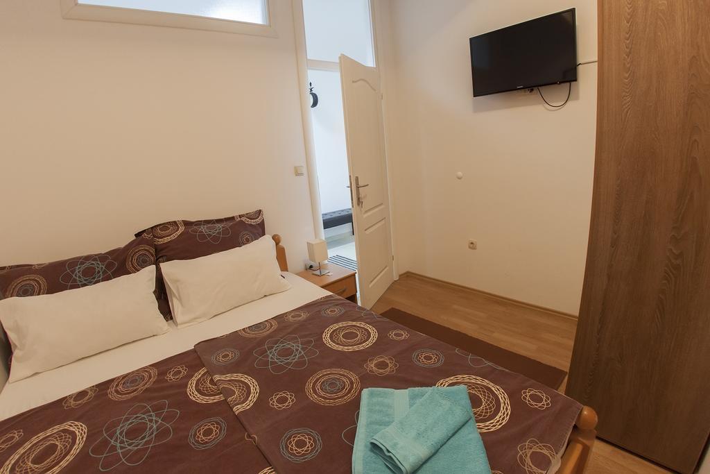 Guesthouse Hortenzija โมสตาร์ ภายนอก รูปภาพ