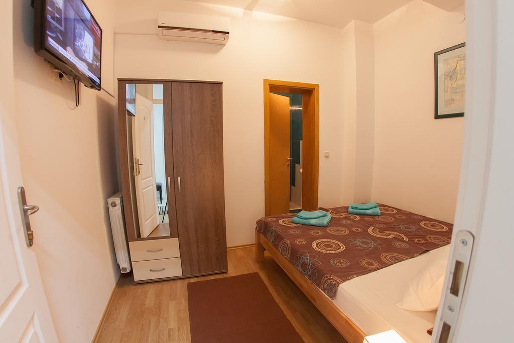 Guesthouse Hortenzija โมสตาร์ ภายนอก รูปภาพ
